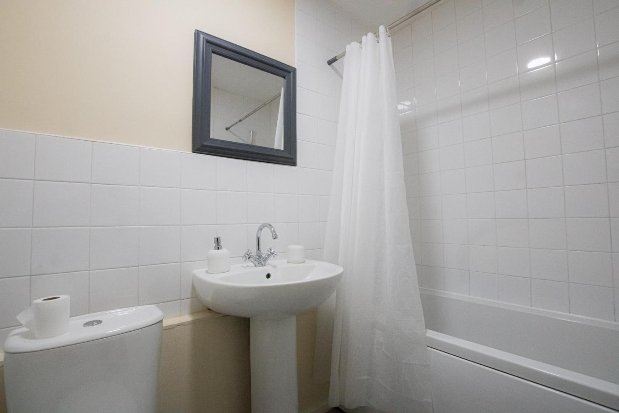1 Bedroom In Centre Birmingham